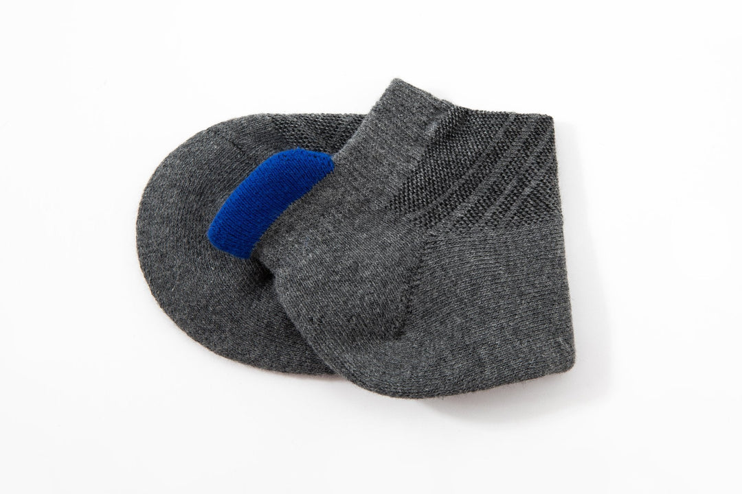 Men Low Cut Socks -Spring Training Running Cotton grey Socks- Deodorant Antibacterial Sweat Absorbent Breathable  Mesa Socks